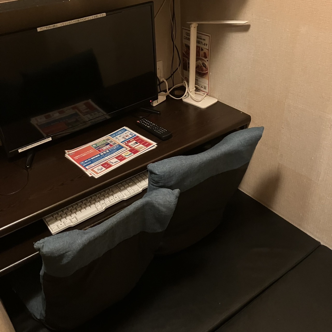 上野の忘年会帰りに。終電を逃しても安心な鍵付き完全個室完備